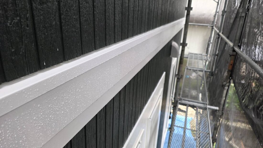 幕板塗装　上塗り完了