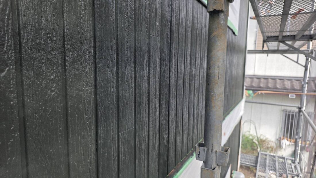 外壁塗装　中塗り完了