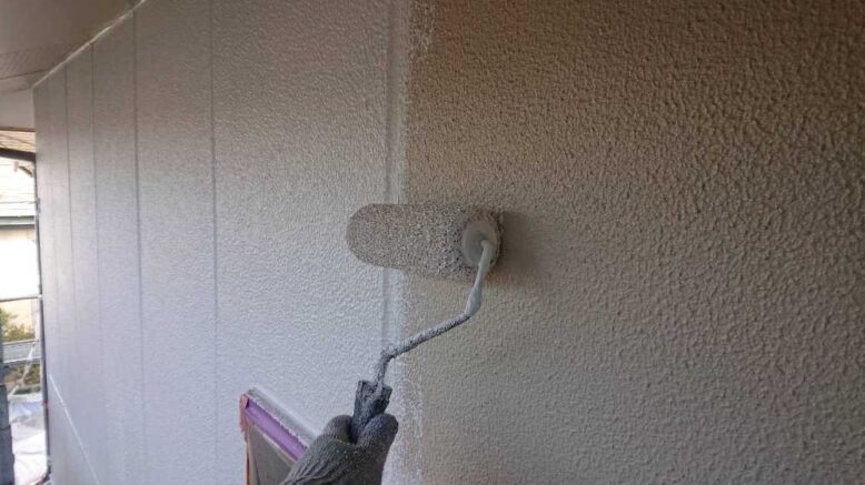 外壁塗装(下塗り)