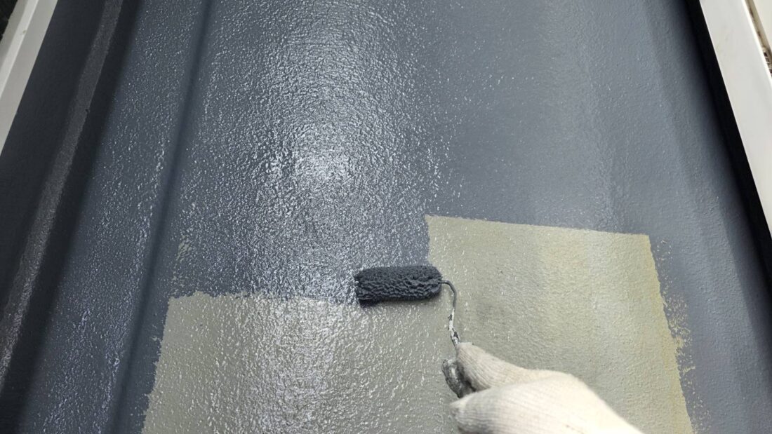 バルコニー防水　トップコート塗布