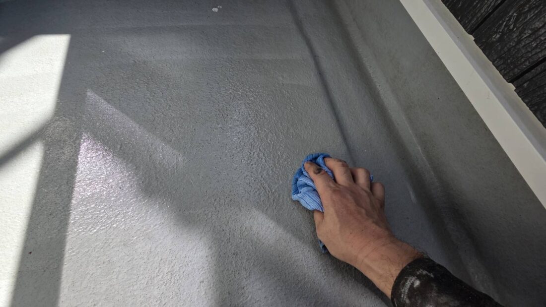 バルコニー防水　脱脂処理